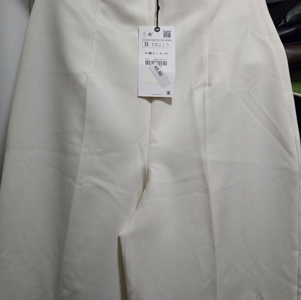 Zara Cream Wedding Dress